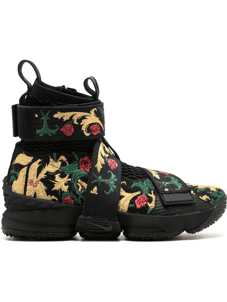 Lebron 15 Lif sneakers