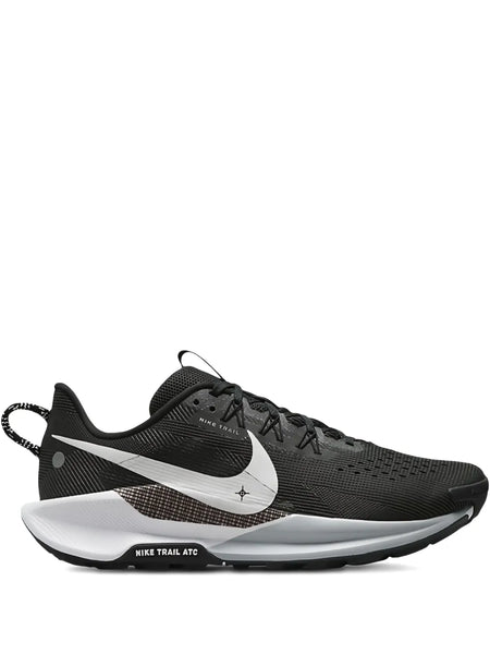 React Pegasus Trail sneakers