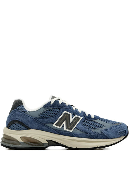 2010 suede mesh sneakers