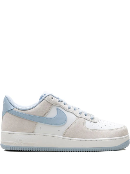 Air Force 1 '07 LV8 sneakers