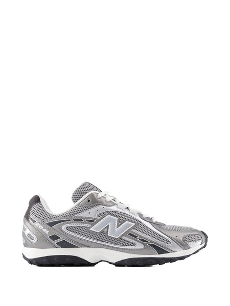 204L logo panelled sneakers