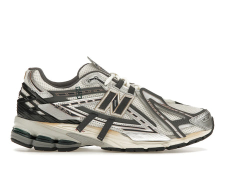 New Balance 1906A Silver Metalic Castlerock