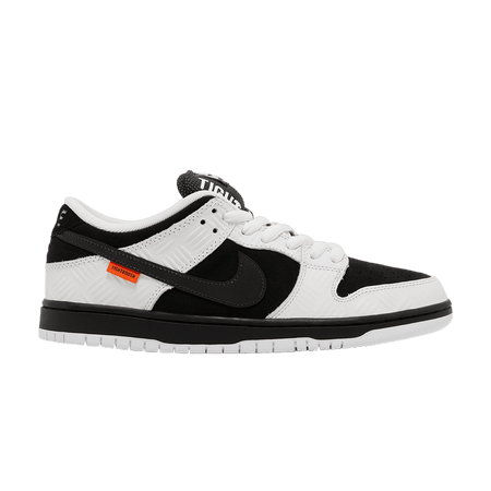 Nike SB Dunk Low TIGHTBOOTH