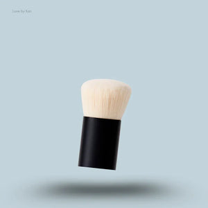 Merit Beauty Brush No.1 Blending Brush
