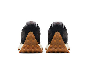 New Balance Wmns 327 'Black White Gum'