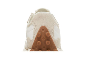 New Balance Wmns 327 'Moonbeam Timberwolf'