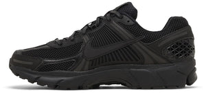Air Zoom Vomero 5 Triple Black