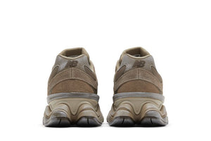 New Balance 9060 Mushroom