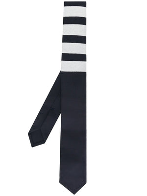 4-bar plain weave tie
