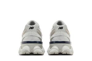 New Balance 9060 Silver Metallic Grey