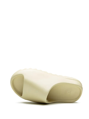 YEEZY Bone slides