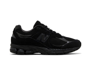 New Balance 2002R Black Cat