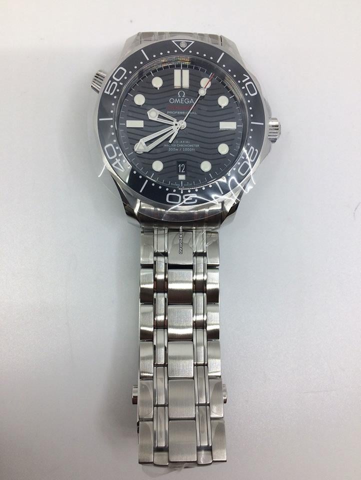 Omega Seamaster Diver 300 M42 mm otomatik saat 210.30.42.20.01.001