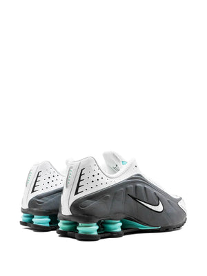 Shox R4 sneakers