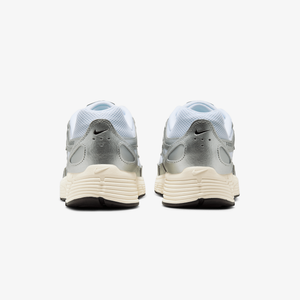 Nike P-6000 { WHITE/BLACK-METALLIC SILVER-FLT SILVER