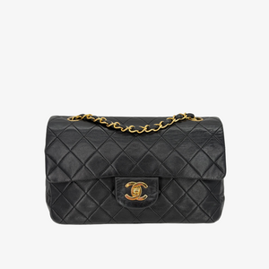 RG608 - CHANEL Vintage Black Lambskin 23cm Classic Flap Bag