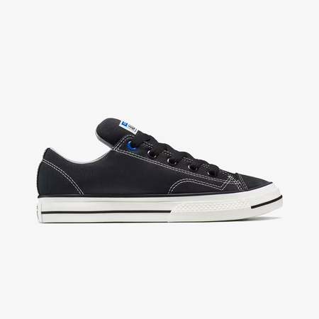 Converse CHUCK TAYLOR PUFF { BLACK