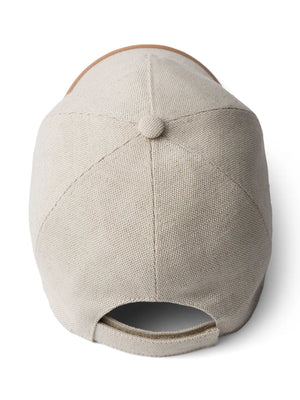 logo-embossed cap
