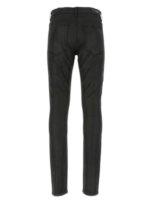 skinny-cut jeans