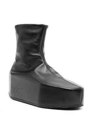 Kyasu boots