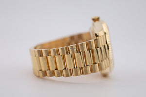 Rolex | Day-Date | 228238-0006 | Yellow gold | 40 mm | Yellow gold | Champagne | Automatic
