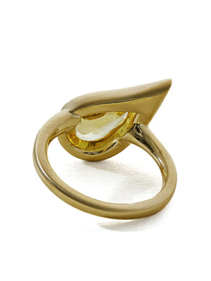 18kt yellow gold Mika sapphire pinky ring
