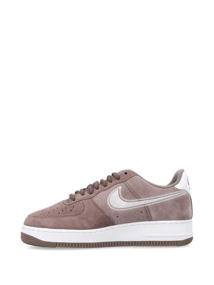 Air Force 1 '07 LV8 sneakers