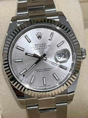 Rolex | Datejust | 126334 | White gold | 41 mm | Steel | Silver | Automatic