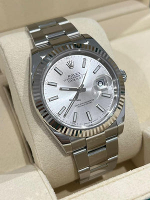 Rolex | Datejust | 126334 | White gold | 41 mm | Steel | Silver | Automatic