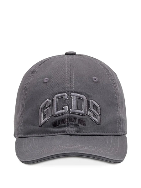 logo-embroidered cap