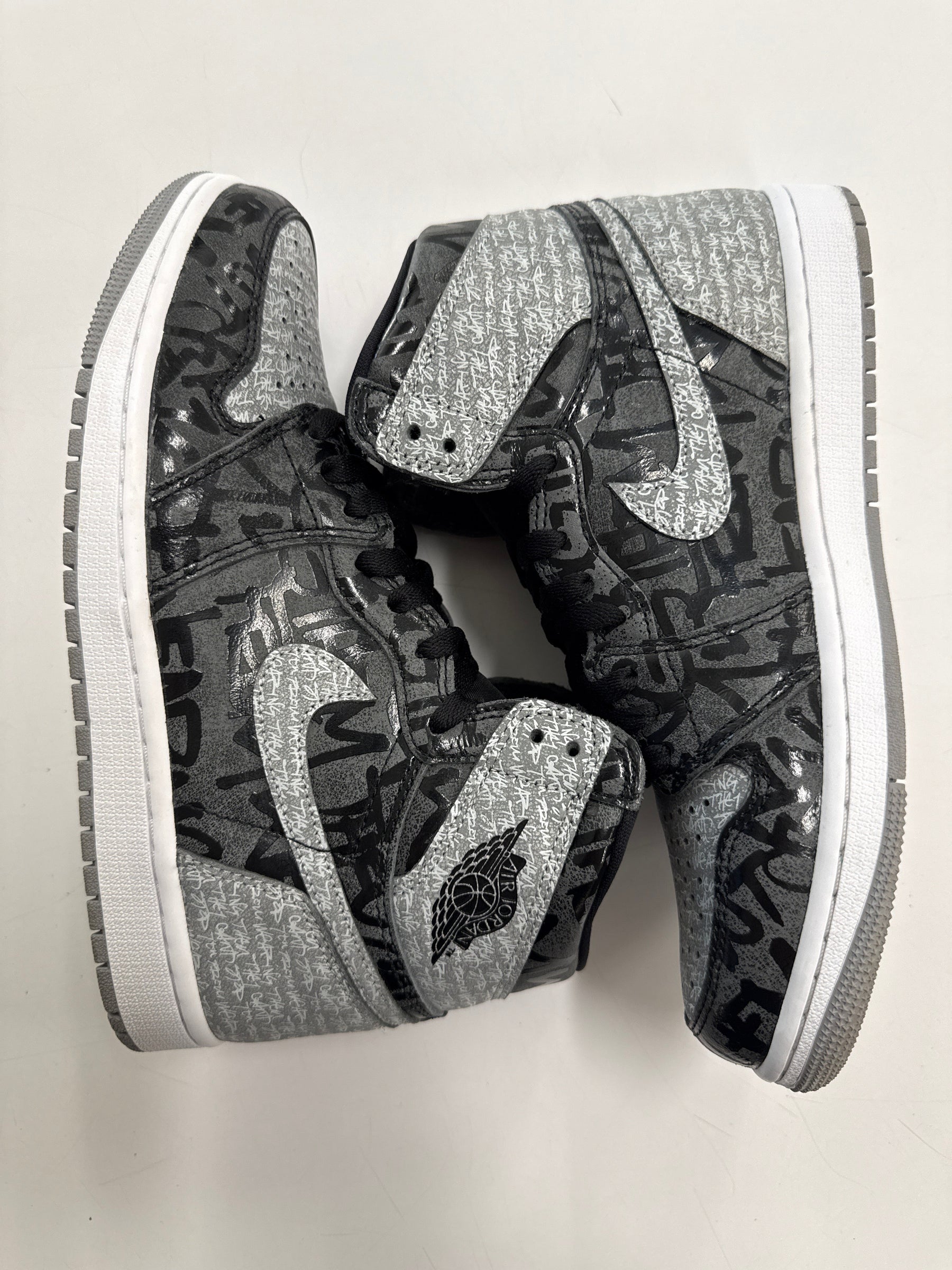 AIR JORDAN 1 HIGH REBELLIONAIRE - SIZE 8 (WORN)