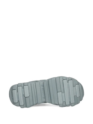 Nova Trek sneakers 