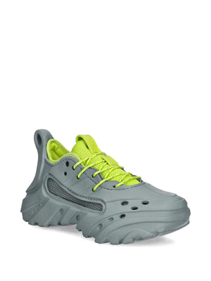 Nova Trek sneakers 