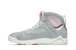 Air Jordan 7 Retro SE Hare 2.0