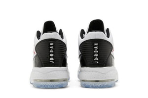 Air Jordan Max Aura 2 White Gym Red