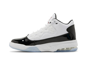 Air Jordan Max Aura 2 White Gym Red