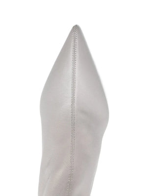 pointed-toe leather boots