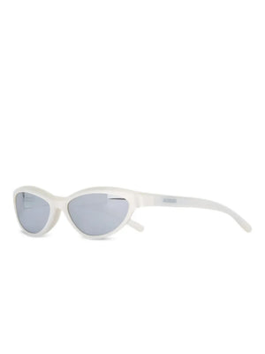 The Curvo cat-eye sunglasses