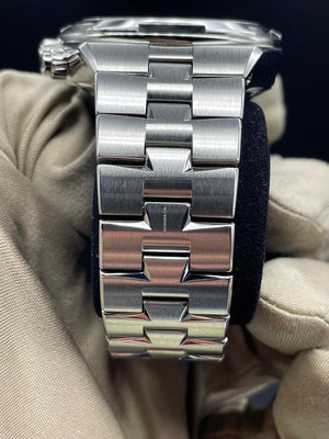 Vacheron Constantin Overseas