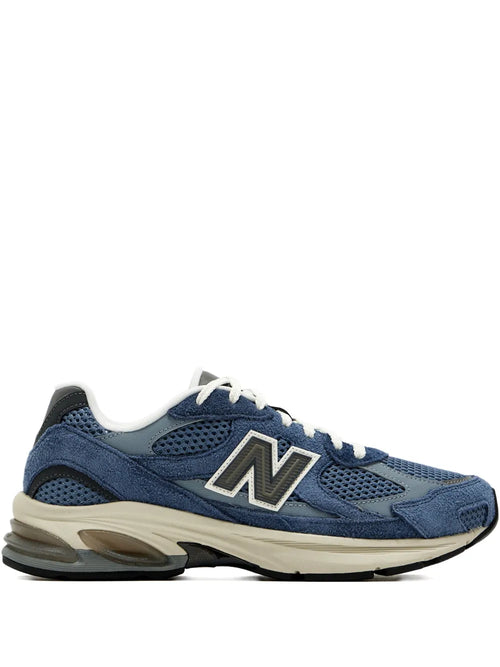 2010 suede mesh sneakers