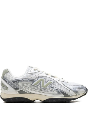 204L sneakers