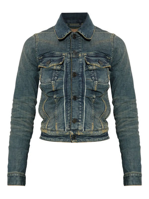 button-fastening denim jacket