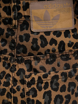 leopard-print striped jeans