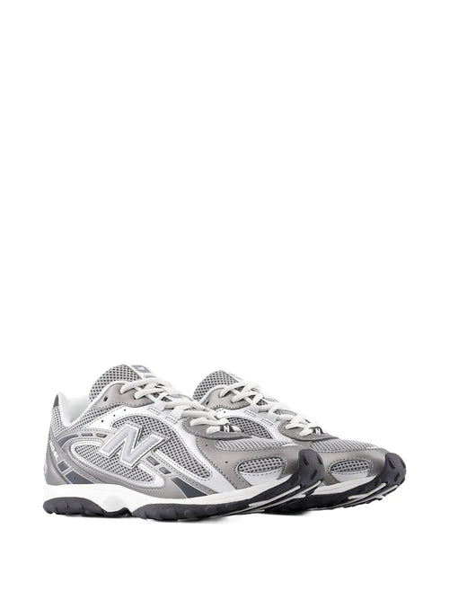 204L logo panelled sneakers