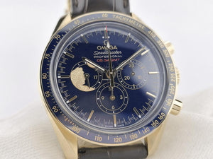 Omega Speedmaster Professional Moonwatch Apollo XVII Limited Edition Handaufzug Gelbgold 42mm Keramik-Zifferblatt braunes Lederband 311.63.42.30.03.001 Full Set mit Garantie Occasion Neu