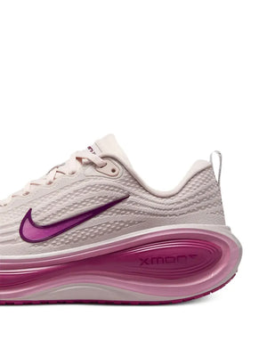 Vomero Plus sneakers