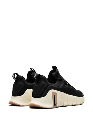 Free Metcon 6 "Black Gum/Light Brown" sneakers