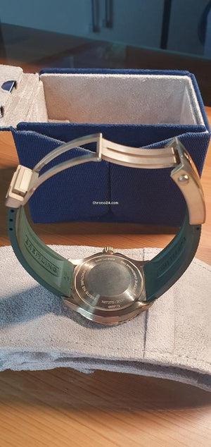 Breitling Superocean 42 Automatic 42