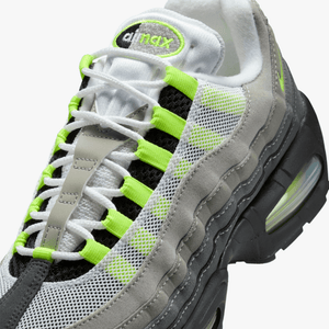 Nike W AIR MAX 95 BIG BUBBLE { BLACK/NEON YELLOW/ANTHRACITE/LT GRAPHITE