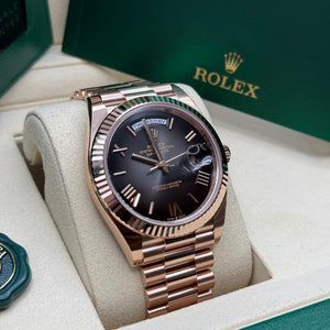 Rolex | Day-Date | 228235 | Yellow gold | 40 mm | Rose gold | Grey | Automatic